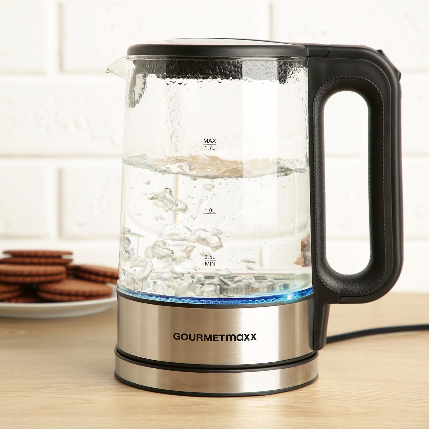gourmetmaxx glass kettle with blue led lighting gourmetmaxx glass kettle with blue led lighting